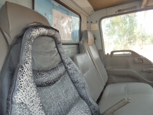 ขายรถอีซูซุตู้แห้ง NKR 120แรง ปี43 สภาพสวยพร้อมใช้งานคับ ขายรถอีซูซุตู้แห้ง NKR 120แรง ปี43 สภาพสวยพร้อมใช้งานคับ