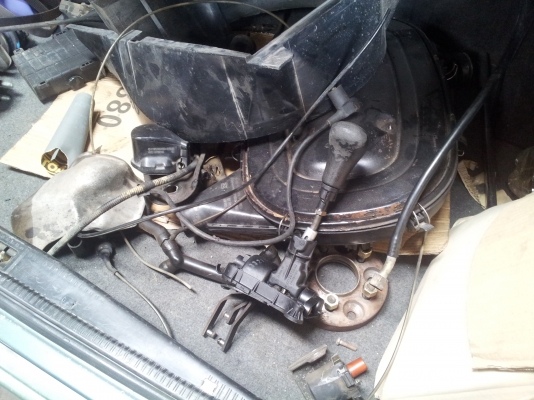 ขายเครื่องยกลงจาก benz 230e W124  5000บาท