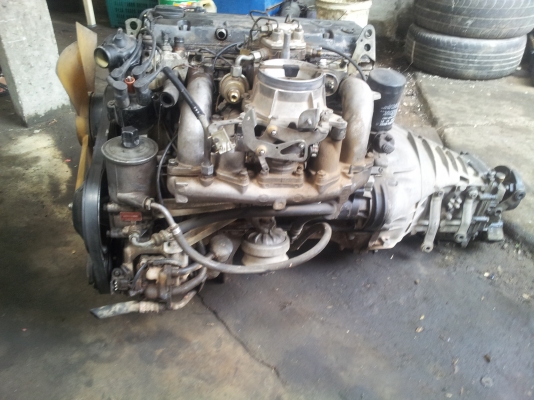 ขายเครื่องยกลงจาก benz 230e W124  5000บาท