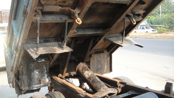 ISUZU NKR ดั๊มดิน 3คิว เครื่องดี ดั๊มดี ราคาดี รถสวยเดิมๆ