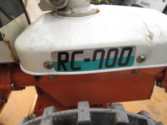 รหัส:13001039รถตัดหญ้าใช้เครื่องยนต์เบนซินTC-355ยางเต็มพร้อมลุยงานwww.nihonmono.com