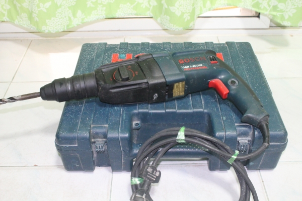 สว่านโรตารี่3ระบบยี่ห้อBOSCH รุ่น2-26DFR สภาพดีพร้อมใช้งานครับ