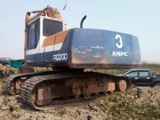 ขายด่วน..รถขุด KOMATSU PC200-5 คอนโทรลสั้น รถสวยเต็ม ระบบไฟฟ้าครบ ทำงานดี ประหยัดน้ำมันคุ้ม มีทะเบียนครบ..