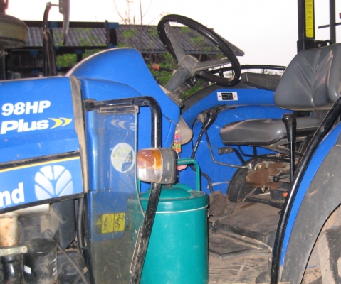 ขายรถไถ newholland