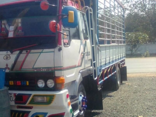 MITSUBISHI FUSO FK 165 HP 6D14 กระบะคอกเหล็กยาว 5.50 เมตรสวยจัดทั้งคันใช้บรรทุกเฉพาะฟองก้อนเพื่อเลี้งสัตว์ รถสวยมากครับคันนี้ เครื่องแห้งแรงดี หัวเก๋งไฟตากลมเดิมๆภายในเก๋ง แอร์เย็น พวงมาลัยเพาเวอร์ เบรคทริ๊ปฟี้ครบครัน ช่วงล่างคัชซีไม่มีแตกไม่มีบวม ยาง 8.2 MITSUBISHI FUSO FK 165 HP 6D14 กระบะคอกเหล็กยาว 5.50 เมตรสวยจัดทั้งคันใช้บรรทุกเฉพาะฟองก้อนเพื่อเลี้งสัตว์ รถสวยมากครับคันนี้ เครื่องแห้งแรงดี หัวเก๋งไฟตากลมเดิมๆภายในเก๋ง แอร์เย็น พวงมาลัยเพาเวอร์ เบรคทริ๊ปฟี้ครบครัน ช่วงล่างคัชซีไม่มีแตกไม่มีบวม ยาง 8.2