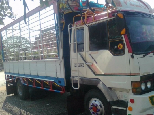 MITSUBISHI FUSO FK 165 HP 6D14 กระบะคอกเหล็กยาว 5.50 เมตรสวยจัดทั้งคันใช้บรรทุกเฉพาะฟองก้อนเพื่อเลี้งสัตว์ รถสวยมากครับคันนี้ เครื่องแห้งแรงดี หัวเก๋งไฟตากลมเดิมๆภายในเก๋ง แอร์เย็น พวงมาลัยเพาเวอร์ เบรคทริ๊ปฟี้ครบครัน ช่วงล่างคัชซีไม่มีแตกไม่มีบวม ยาง 8.2 MITSUBISHI FUSO FK 165 HP 6D14 กระบะคอกเหล็กยาว 5.50 เมตรสวยจัดทั้งคันใช้บรรทุกเฉพาะฟองก้อนเพื่อเลี้งสัตว์ รถสวยมากครับคันนี้ เครื่องแห้งแรงดี หัวเก๋งไฟตากลมเดิมๆภายในเก๋ง แอร์เย็น พวงมาลัยเพาเวอร์ เบรคทริ๊ปฟี้ครบครัน ช่วงล่างคัชซีไม่มีแตกไม่มีบวม ยาง 8.2