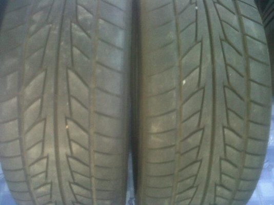 ขายยาง nitto ปี2011 215/45 R17  ขาย  2000 คับ