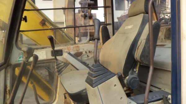 SK60-1-12185 รถขุดKOBELCO  ตอนนี้รถจอดที่(CSนวนคร)ครับ