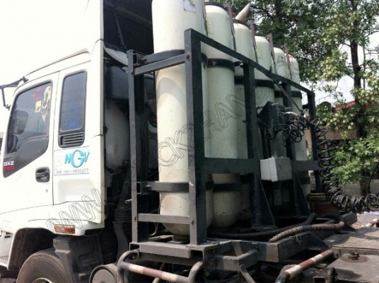 รถบรรทุก 10 ล้อหัวลาก ยี่ห้อ ISUZU 320 แรงม้า