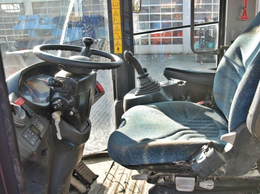 HITACHI ZW 220 HITACHI ZW 220