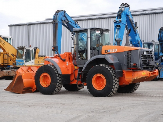 HITACHI ZW 220 HITACHI ZW 220