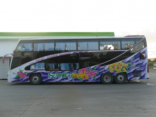 ขายรถบัส 8 ล้อ เพิ่มรูปภายในให้ชมคับ ขายรถบัส 8 ล้อ เพิ่มรูปภายในให้ชมคับ