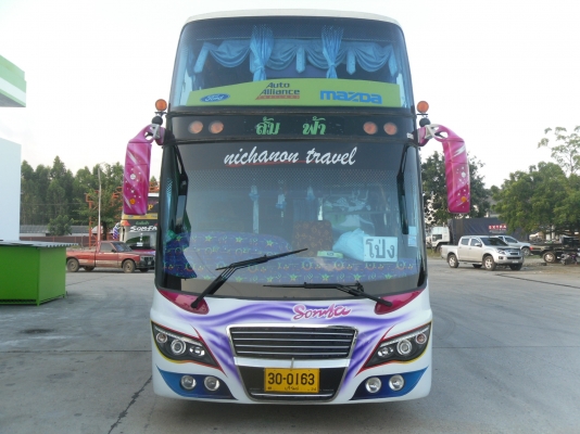 ขายรถบัส 8 ล้อ เพิ่มรูปภายในให้ชมคับ ขายรถบัส 8 ล้อ เพิ่มรูปภายในให้ชมคับ