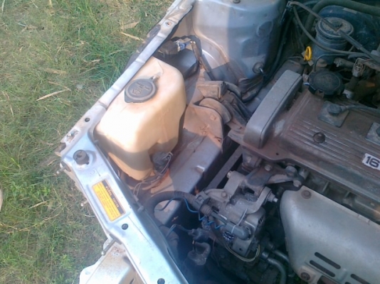 ซื้อหนึ่งแถมหนึ่ง โซรูน่า ปี97ทั้งสองคัน คันสีทองโดนหน้าซ้ายเครื่องติดปกติ คันสีฟ้า เครื่องติดขี่ได้โดนหลังมา เอาไปยำเองมีทะเบียนทั้งสองคัน ปิดบัญชีรอเล่ม15วัน ขายเหมาสองคันละ58000บาทเหมาะคนมีอู่ถามมาตอบตรงๆ