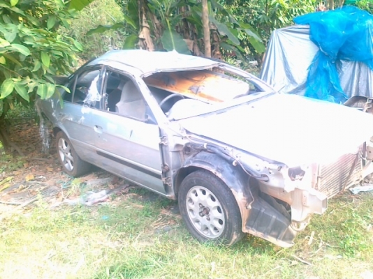 ซื้อหนึ่งแถมหนึ่ง โซรูน่า ปี97ทั้งสองคัน คันสีทองโดนหน้าซ้ายเครื่องติดปกติ คันสีฟ้า เครื่องติดขี่ได้โดนหลังมา เอาไปยำเองมีทะเบียนทั้งสองคัน ปิดบัญชีรอเล่ม15วัน ขายเหมาสองคันละ58000บาทเหมาะคนมีอู่ถามมาตอบตรงๆ