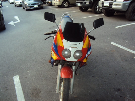 ขายรถฮอนด้า N S R 150มีทะิเบียน สนใจติดต่อสรกฤช 091-8892274