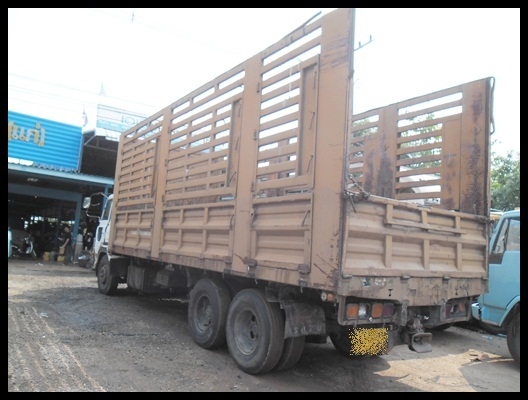 สิบล้อฮีโน่ เครื่อง K13 สภาพสวยๆ ยาว 7.30 เมตร