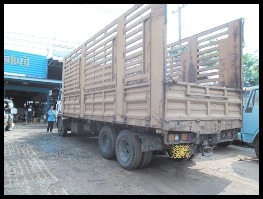 สิบล้อฮีโน่ เครื่อง K13 สภาพสวยๆ ยาว 7.30 เมตร