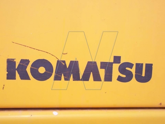 ขาย โคมัสสุ PC200-6 / ไฟฟ้าเต็ม / โซ่ใหม่ 2 ข้าง / เอวแน่น สภาพ 90 กว่าเปอร์เซ็น ( เอกสารเล่มทะเบียน )