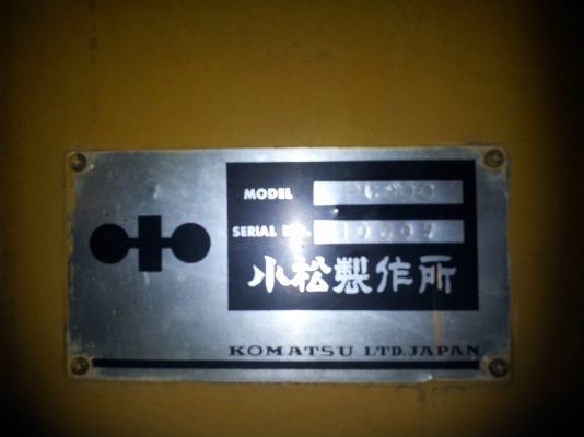 KOMATSU PC 300
