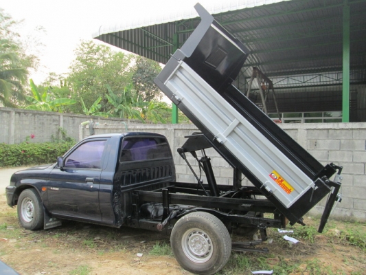 รถปิ๊กอัฟ กะบะดั้มพ์ มิตซูบิชิ สตราด้า ปี 40 ต่อใหม่ ยกได้ 3 ตัน ระบบไฟฟ้า รถปิ๊กอัฟ กะบะดั้มพ์ มิตซูบิชิ สตราด้า ปี 40 ต่อใหม่ ยกได้ 3 ตัน ระบบไฟฟ้า