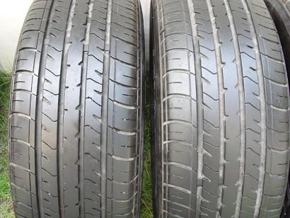 ขายยาง MAXXIS VICTRA 205/60/16 ปี11 (1ชุด) ราคา 3,400 ดูของแถวปากเกร็ด สนใจติดต่อ 090-676-4651 เบียร์
