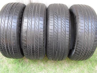 ขายยาง MICHELIN PRIMACY LC 215/60/16 ปี12 3เส้น ปี5011 1เส้น (1ชุด) ราคา 4,200 ดูของแถวปากเกร็ด สนใจติดต่อ 090-676-4651 เบียร์