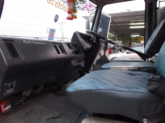 ขายด่วนรถ6ล้อร็อคกี้เครือง175แรงม้ายาว6เมตร