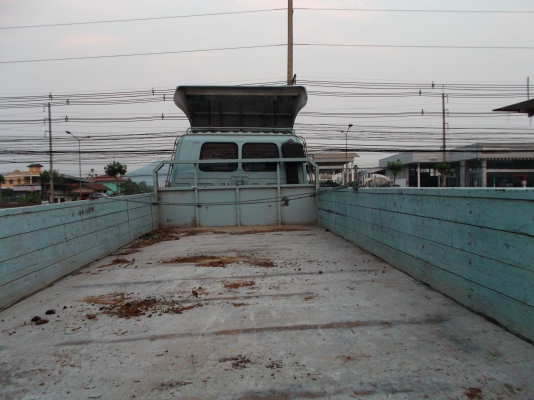 ขายด่วนรถ6ล้อร็อคกี้เครือง175แรงม้ายาว6เมตร