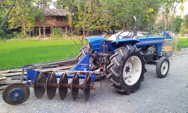 ขายรถไถ ISEKI TS2810 28 แรง พร้อมผานไถ สภาพพร้อมใช้งาน