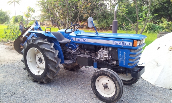 ขายรถไถ ISEKI TS2810 28 แรง พร้อมผานไถ สภาพพร้อมใช้งาน