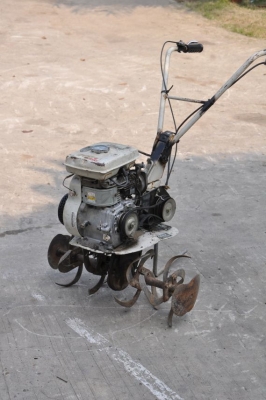 ขายเครื่องพรวนดิน ROBIN สวยเดิมจากญี่ปุ่นอเนคประสงค์ 8,500บาทเท่านั้น!!