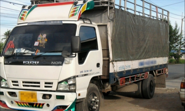 ISUZU  NQR  150  แรงม้า  ยาว 5.50  เมตรค่ะ