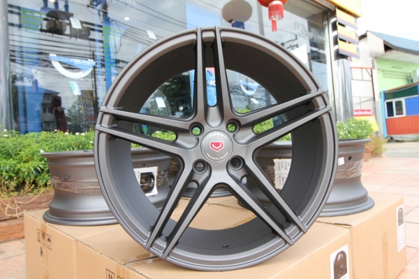 ขายล้อ iNFORGED iFG-5 ขอบ16X7 4H100 วงละ 3,500 บาท
