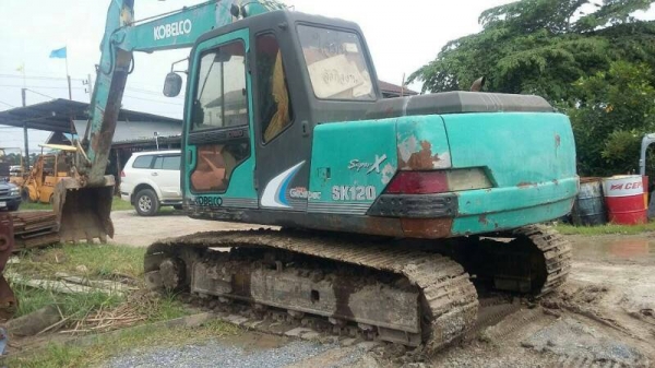ขาย KOBELCO SK120-3มาคร์ทรี พร้อมใช้งานครับ