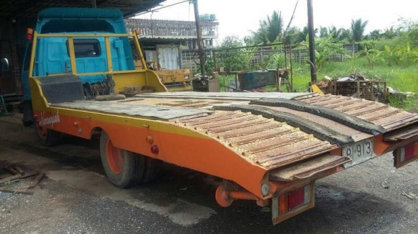 ขาย รถแทรลเลอร์6ล้อ ISUZU NPR 110แรง เครื่อง4BD1 ขาย รถแทรลเลอร์6ล้อ ISUZU NPR 110แรง เครื่อง4BD1