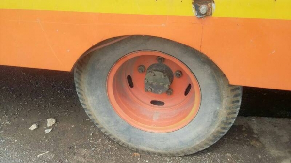 ขาย รถแทรลเลอร์6ล้อ ISUZU NPR 110แรง เครื่อง4BD1 ขาย รถแทรลเลอร์6ล้อ ISUZU NPR 110แรง เครื่อง4BD1