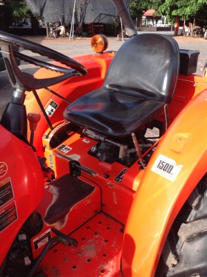 แทรกเตอร์คูโบต้า 3608 สภาพดีพร้อมใช้งาน มีผานดันหน้า และ  โรตารี