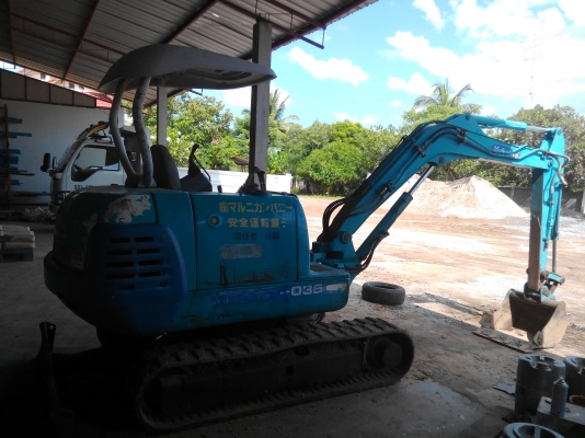 KUBOTA  K-035  นำเข้าจากญี่ปุ่น เครื่อง 4 สูบเดินเรียบแน่น ยังไม่เคยใช้งาน