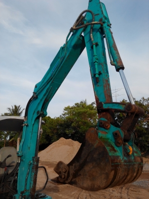 KUBOTA  K-035  นำเข้าจากญี่ปุ่น เครื่อง 4 สูบเดินเรียบแน่น ยังไม่เคยใช้งาน