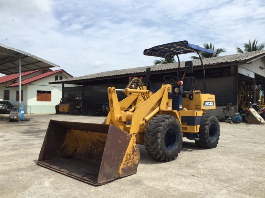 รถตักล้อยาง KOMATSU WA30-1 นำเข้า มือสองจากญี่ปุ่น