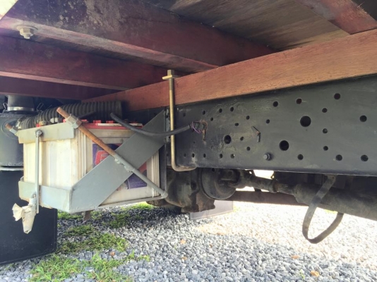 ขายรถบรรทุก 4 ล้อ รุ่น NKR เครื่อง 100 แรง รถสวย มีพวงมาลัยเพาเวอร์ แอร์เย็น กระจกไฟฟ้า