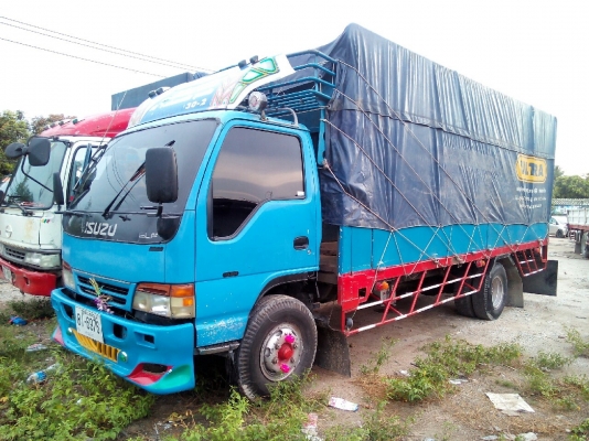 ขายถูก รถบรรทุก6ล้อใหญ่