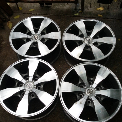 ล้อ toyota ขอบ 16 6รู ชุดล่ะ 3,300