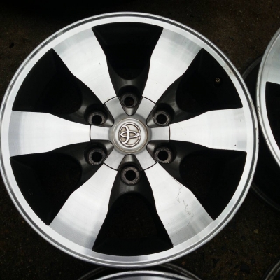 ล้อ toyota ขอบ 16 6รู ชุดล่ะ 3,300