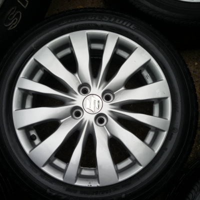 ล้อขอบ 16 4รู 100 พร้อมยางปี 13 ชุดล่ะ 4,800