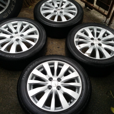 ล้อขอบ 16 4รู 100 พร้อมยางปี 13 ชุดล่ะ 4,800