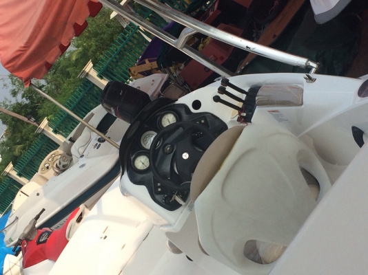 เรือ LS 2000 เครื่อง1200คู่ ปี 2000 สภาพเดิมๆจากอเมริกา นำเข้าจากประเทศสหรัฐอเมริกา รัฐฟลอริดา