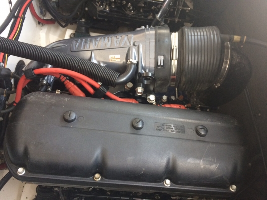 เรือ LS 2000 เครื่อง1200คู่ ปี 2000 สภาพเดิมๆจากอเมริกา นำเข้าจากประเทศสหรัฐอเมริกา รัฐฟลอริดา