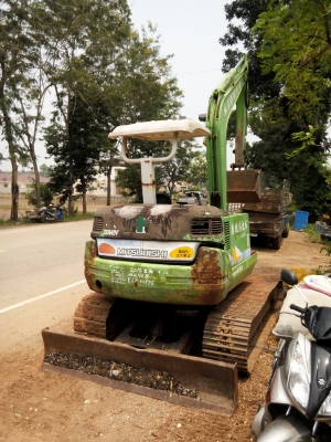 ขายรถแบคโฮ MITSUBISHI MM45 เอกสารอินวอย ราคา 410000